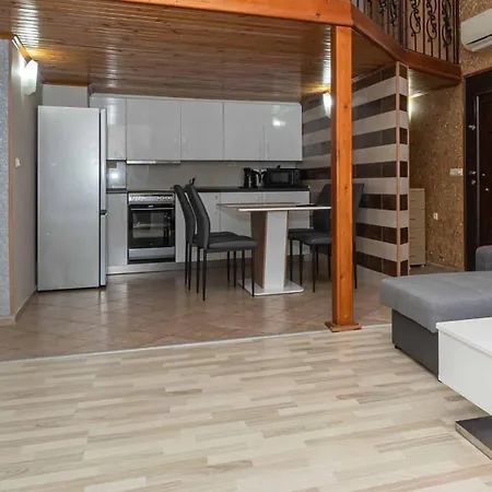 Paradise Sarafovo * Μπουργκάς